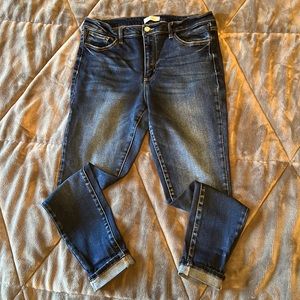Like New KanCan Hise Rise Skinny Jean